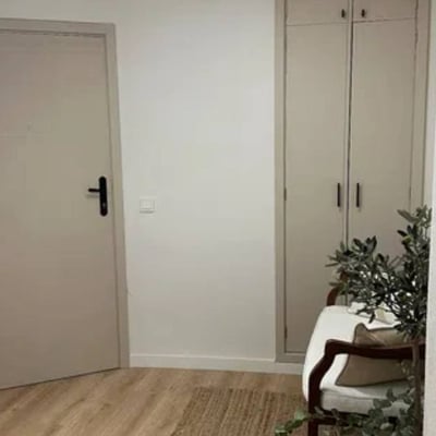 Rental of a large bright apartment with 2 bedrooms, 125 m², Alicante, Spain